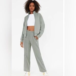 Aritzia TNA Derby Pant